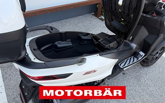 Gebrauchtmotorrad Piaggio MP3 LT 400 - Bild 6