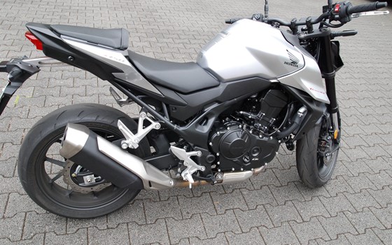 Gebrauchtmotorrad Honda CB750 Hornet - Bild 4