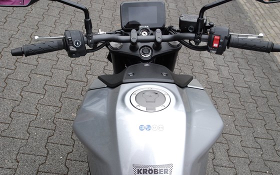 Gebrauchtmotorrad Honda CB750 Hornet - Bild 9