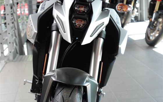 Gebrauchtmotorrad Suzuki GSX-8S - Bild 26