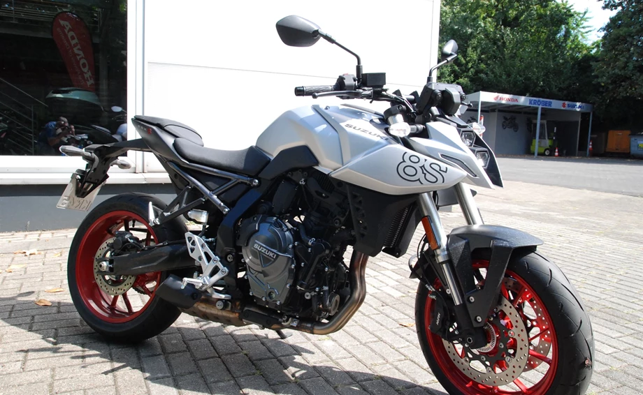 Offer Suzuki GSX-8S Bild 2: Offer Suzuki GSX-8S