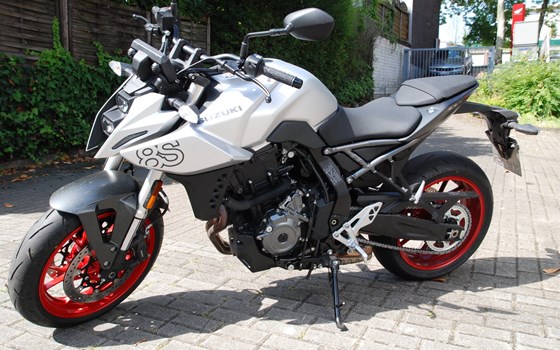 Gebrauchtmotorrad Suzuki GSX-8S - Bild 6