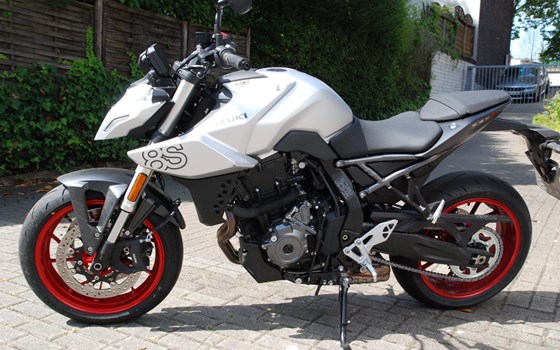 Gebrauchtmotorrad Suzuki GSX-8S - Bild 5