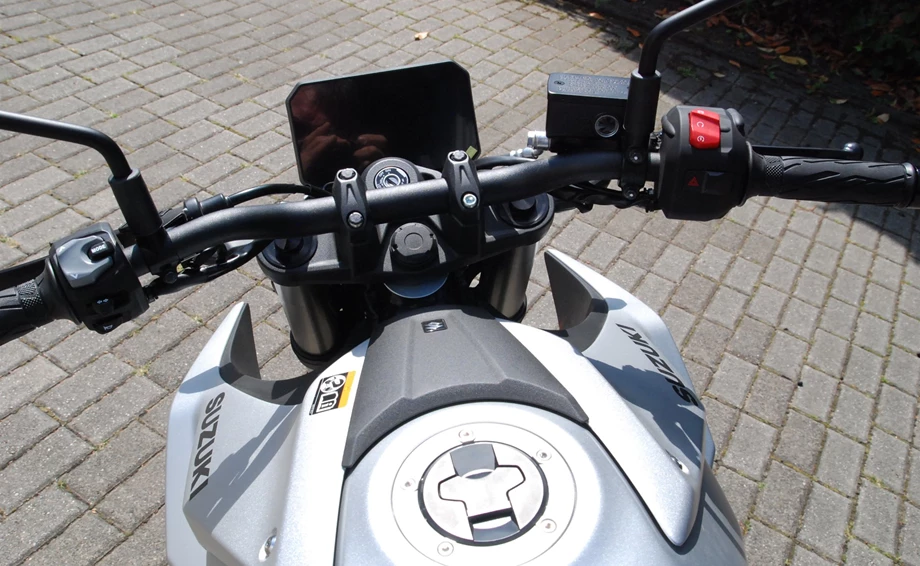 Offer Suzuki GSX-8S Bild 25: Offer Suzuki GSX-8S