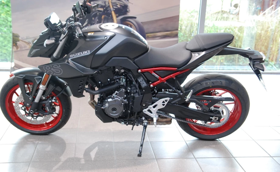 Offer Suzuki GSX-8S Bild 11: Offer Suzuki GSX-8S