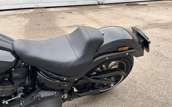 Gebrauchtmotorrad Harley-Davidson Softail Low Rider S FXLRS - Bild 13 Gebrauchtmotorrad Harley-Davidson Softail Low Rider S FXLRS - Bild 13