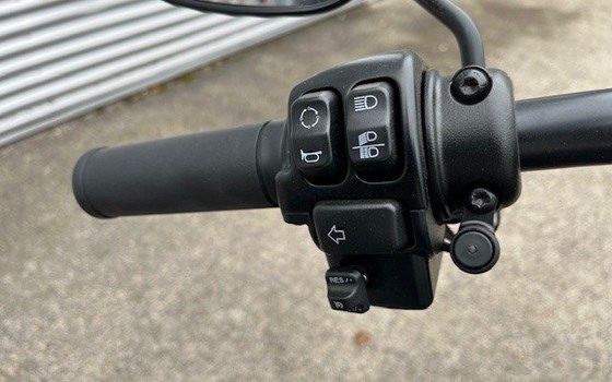 Gebrauchtmotorrad Harley-Davidson Softail Low Rider S FXLRS - Bild 14 Gebrauchtmotorrad Harley-Davidson Softail Low Rider S FXLRS - Bild 14