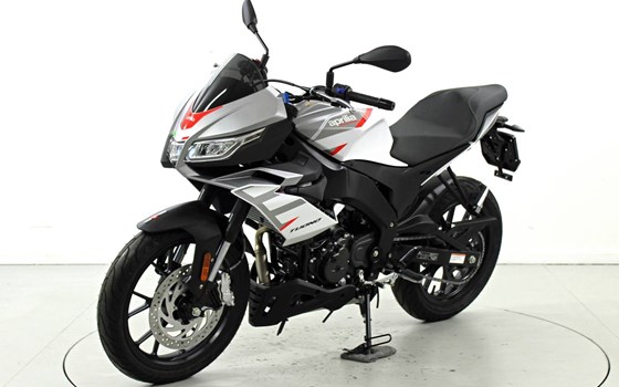 Motorrad Occasion Aprilia Tuono 125 - Bild 3