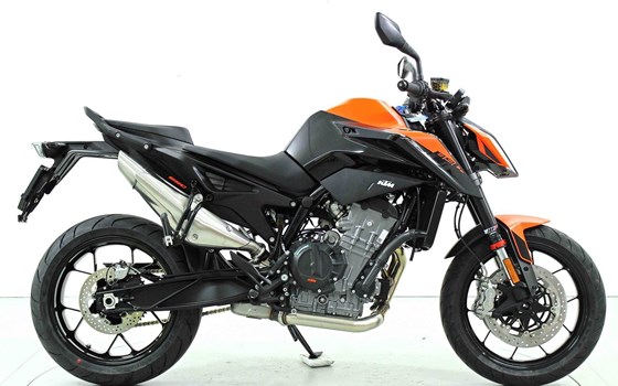 Motorrad Occasion KTM 890 Duke - Bild 4