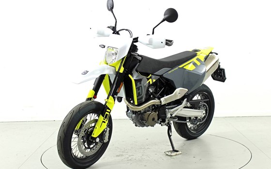 Motorrad Occasion Husqvarna 701 Supermoto - Bild 3