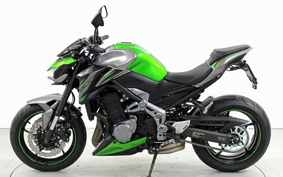 Motorrad Occasion Kawasaki Z900 - Bild 5