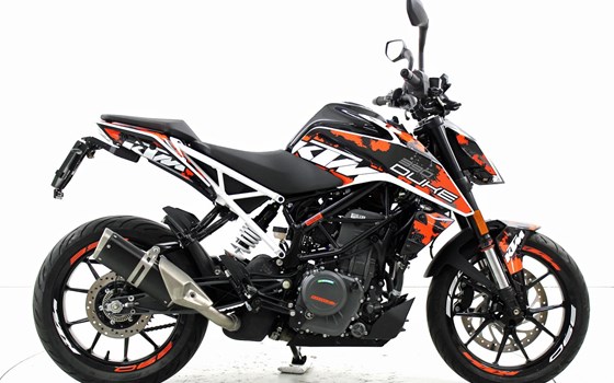 Motorrad Occasion KTM 390 Duke - Bild 4
