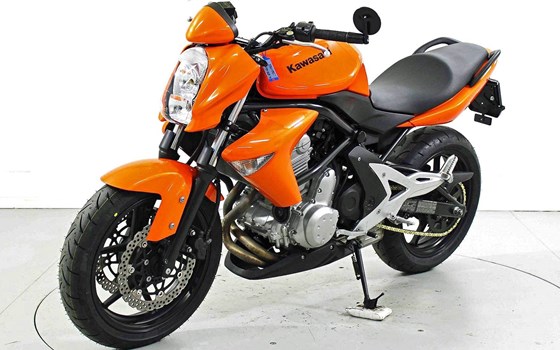 Motorrad Occasion Kawasaki ER-6n - Bild 3