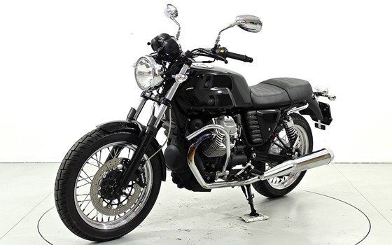 Motorrad Occasion Moto Guzzi V7 Classic - Bild 3