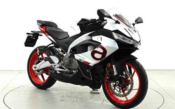 Motorrad Occasion Aprilia RS 457 - Bild 2