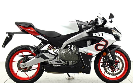 Motorrad Occasion Aprilia RS 457 - Bild 4