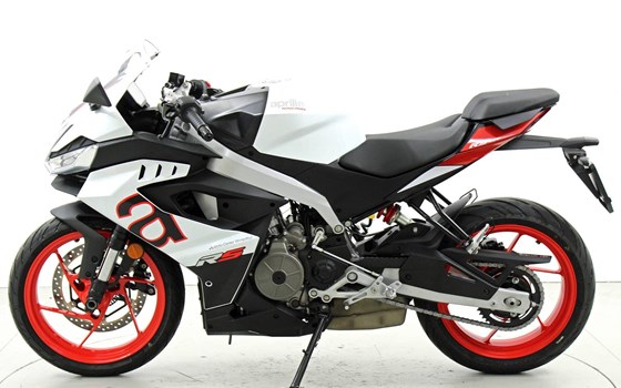 Motorrad Occasion Aprilia RS 457 - Bild 5