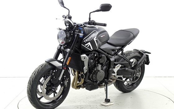 Motorrad Occasion Triumph Trident 660 - Bild 3
