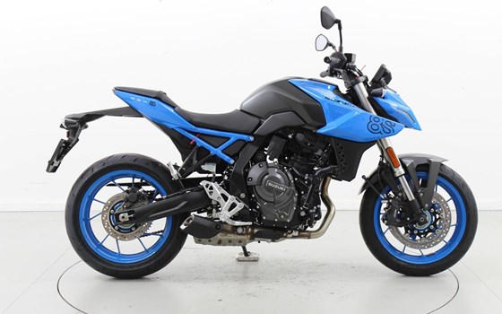 Motorrad Occasion Suzuki GSX-8S - Bild 4