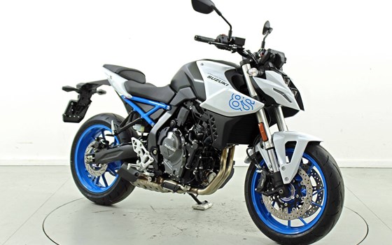 Motorrad Occasion Suzuki GSX-8S - Bild 2