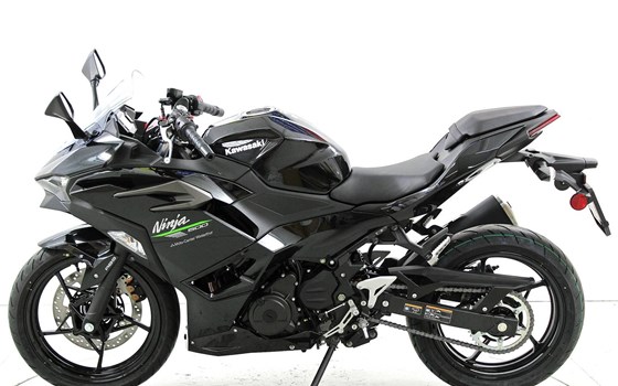 Motorrad Occasion Kawasaki Ninja 300 - Bild 5