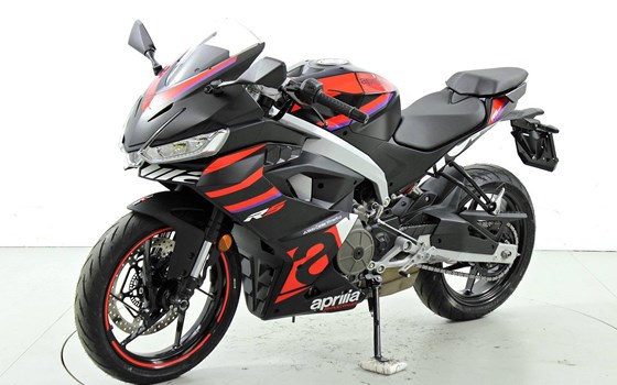 Motorrad Occasion Aprilia RS 457 - Bild 3