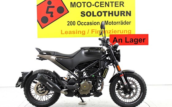 Motorrad Occasion Husqvarna Svartpilen 125 - Bild 1