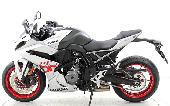 Motorrad Occasion Suzuki GSX-8R - Bild 5