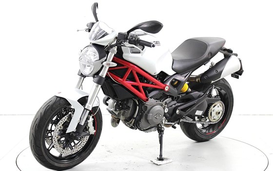 Motorrad Occasion Ducati Monster 796 - Bild 3