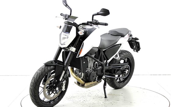 Motorrad Occasion KTM 690 Duke - Bild 3