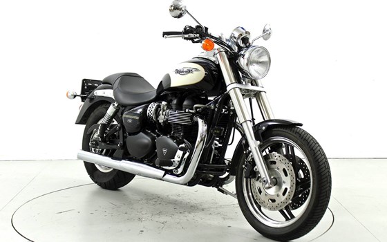 Motorrad Occasion Triumph Speedmaster - Bild 2