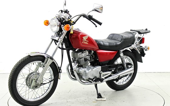 Motorrad Occasion Honda CM 125 Custom - Bild 3
