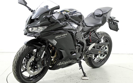 Motorrad Occasion Kawasaki Ninja ZX-4R - Bild 3