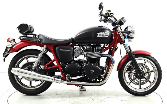 Motorrad Occasion Triumph Bonneville T100 - Bild 4