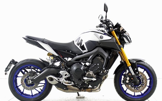 Motorrad Occasion Yamaha MT-09 SP - Bild 4