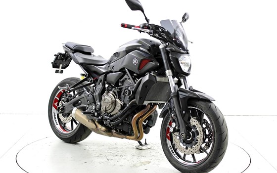 Motorrad Occasion Yamaha MT-07 - Bild 2