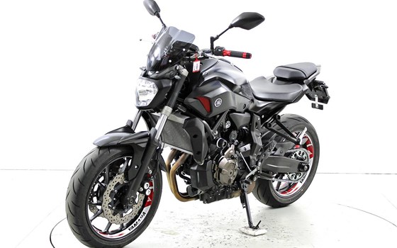 Motorrad Occasion Yamaha MT-07 - Bild 3