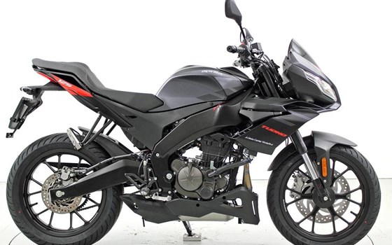 Motorrad Occasion Aprilia Tuono 125 - Bild 4