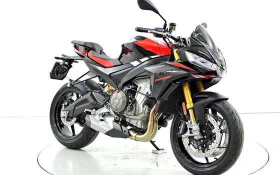 Motorrad Occasion Aprilia Tuono 660 Factory - Bild 2