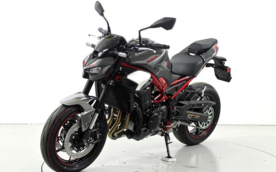 Motorrad Occasion Kawasaki Z900 - Bild 3