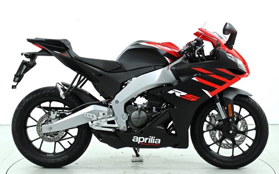 Motorrad Occasion Aprilia RS 125 ABS - Bild 4