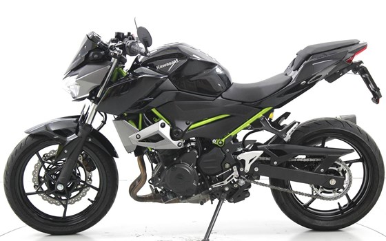 Motorrad Occasion Kawasaki Z 400 - Bild 5