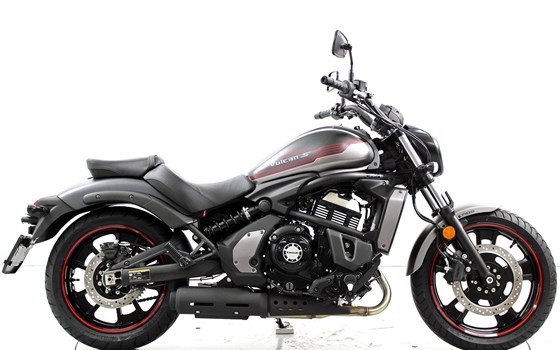 Motorrad Occasion Kawasaki Vulcan S - Bild 4