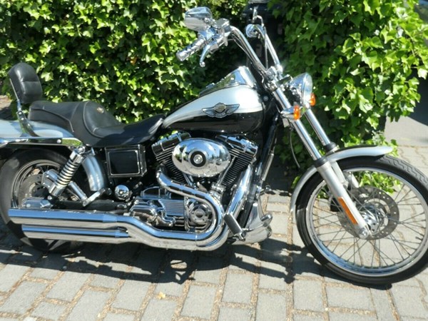 Gebrauchtmotorrad Harley-Davidson Dyna Wide Glide FXDWG