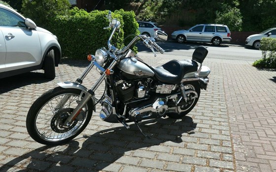 Gebrauchtmotorrad Harley-Davidson Dyna Wide Glide FXDWG - Bild 4