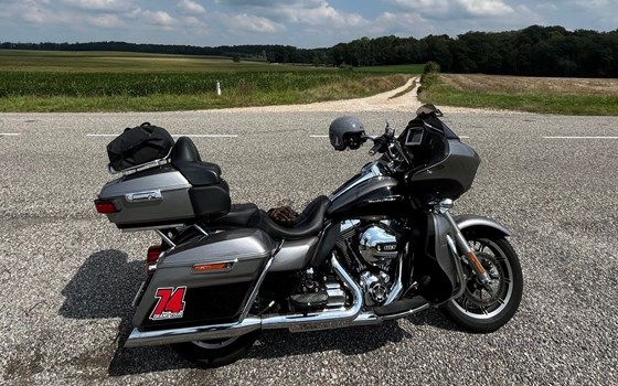 Gebrauchtmotorrad Harley-Davidson Road Glide Ultra - Bild 5 Gebrauchtmotorrad Harley-Davidson Road Glide Ultra - Bild 5