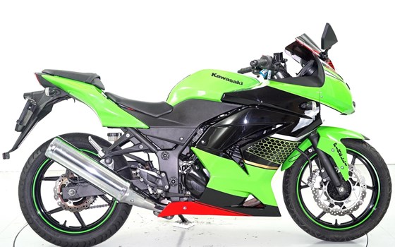 Motorrad Occasion Kawasaki Ninja 250R - Bild 4