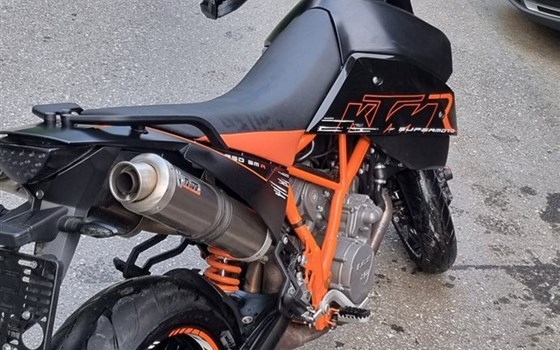 Gebrauchtmotorrad KTM 950 Supermoto R - Bild 8 Gebrauchtmotorrad KTM 950 Supermoto R - Bild 8