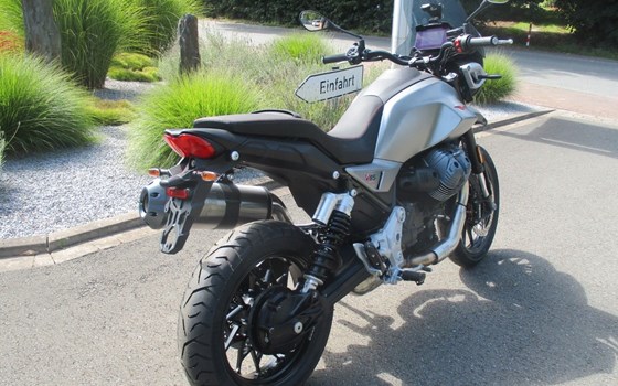 Neufahrzeug Moto Guzzi V85 Strada - Bild 9