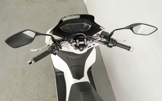 Gebrauchtmotorrad Honda PCX125 - Bild 8